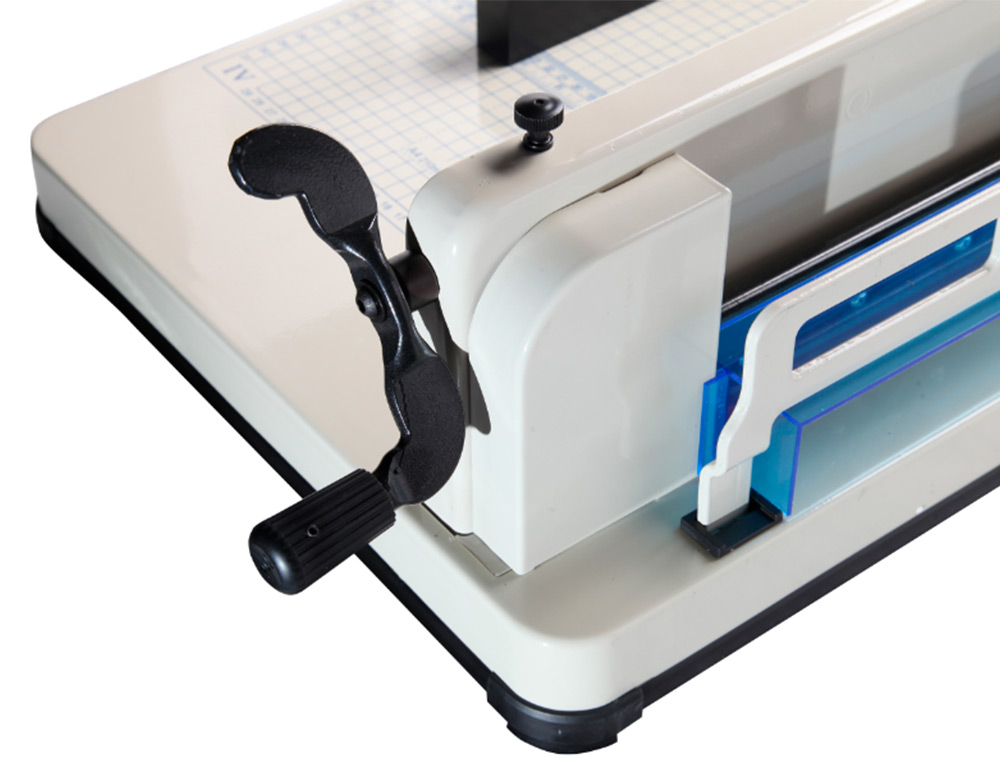 GUILLOTINA Q-CONNECT KF14297 MANUAL PROFESIONAL LARGO DEL CORTE 430 MM CAPACIDAD 400 HOJAS