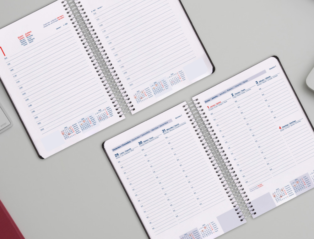 AGENDA ESPIRAL LIDERPAPEL CLASSIC A5 2026 DIA PAGINA ROJO PAPEL 70 GR FSC