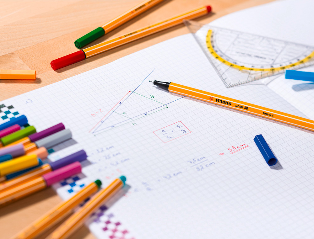 ROTULADOR STABILO PUNTA DE FIB RA POINT 88 AMARILLO PUNTA FINA 0,4MM